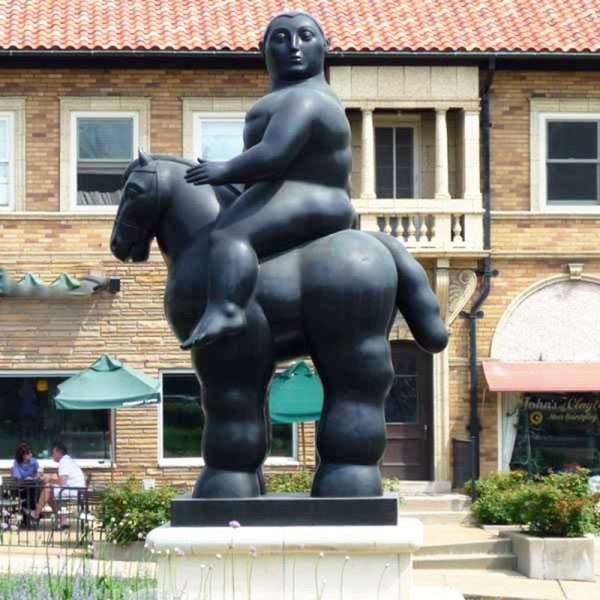 Outdoor-huge-man-on-horse-botero-sculpture-for-sale