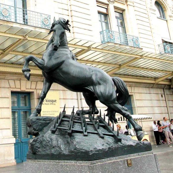 Life Size horse sculpture outdoor