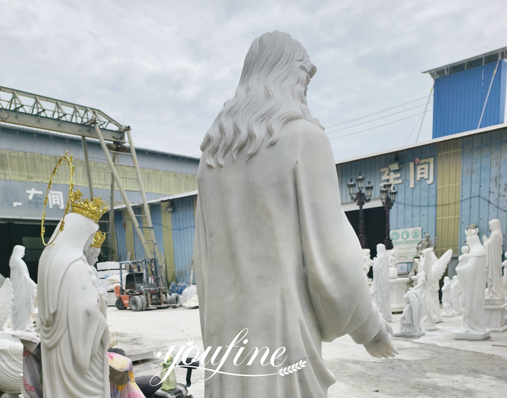 Sacred Heart of Jesus Christ Statue details