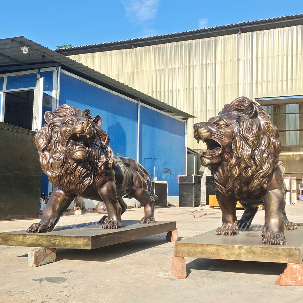 brown roaring lion statue