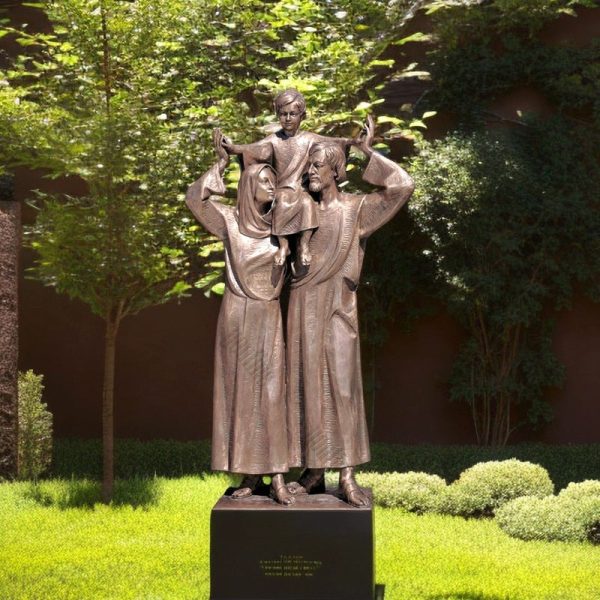 jesus mary joseph statue
