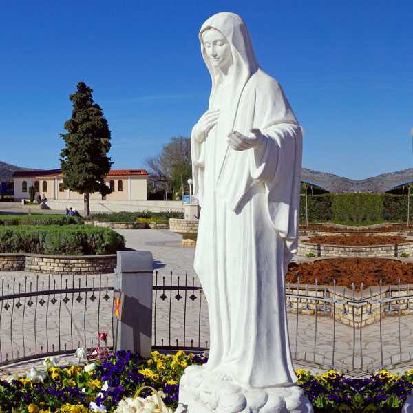 Beautiful White Marble Stone Virgin Mary Sculpture Garden Statue CHS-90