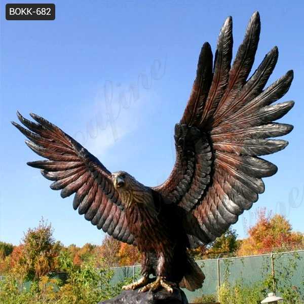 outdoor Beautiful Bronze Eagle in Flight Statues