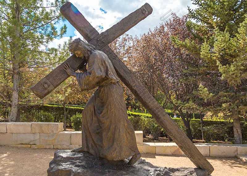Bronze Jesus Christ Carrying the Cross Statue