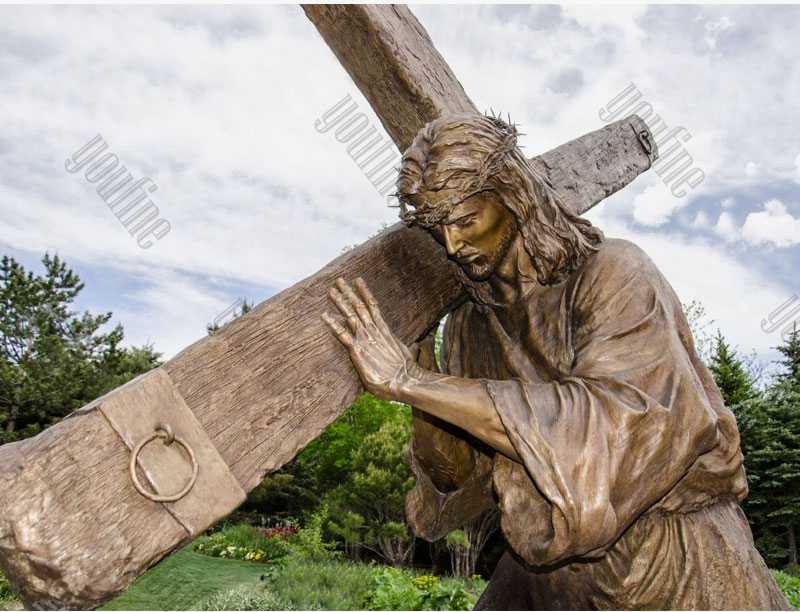 Casting Bronze Jesus Christ Carrying the Cross Statue