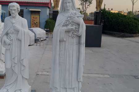 Mary White Marble Statue