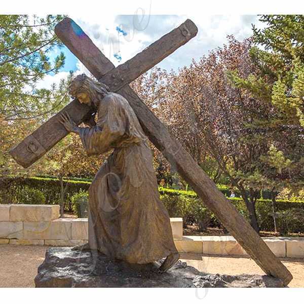 Outdoor Casting Bronze Jesus Christ Carrying the Cross Statue for Sale