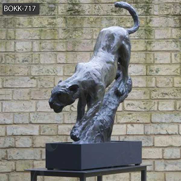 large leopard statue