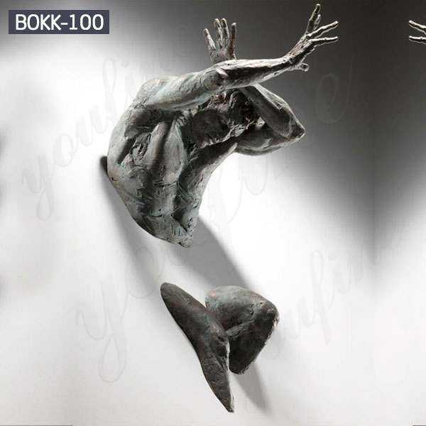 Matteo Pugliese man Statue