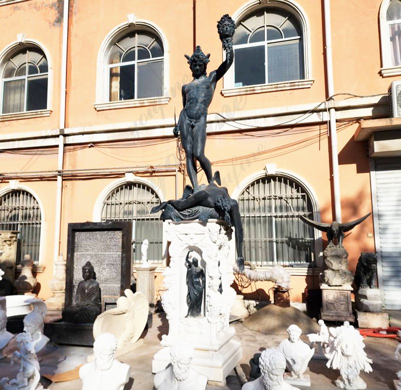 Perseus Medusa statue