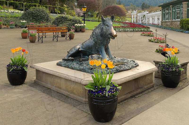 The Bronze Wild Boar Sculpture Garden statue