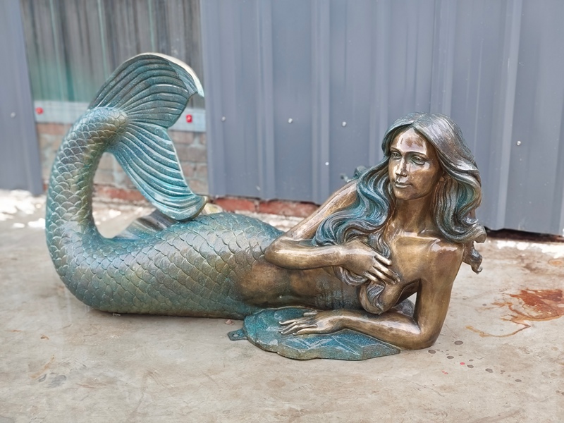 life size Bronze mermaid statue
