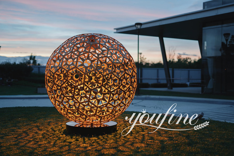 hollow art sculpture