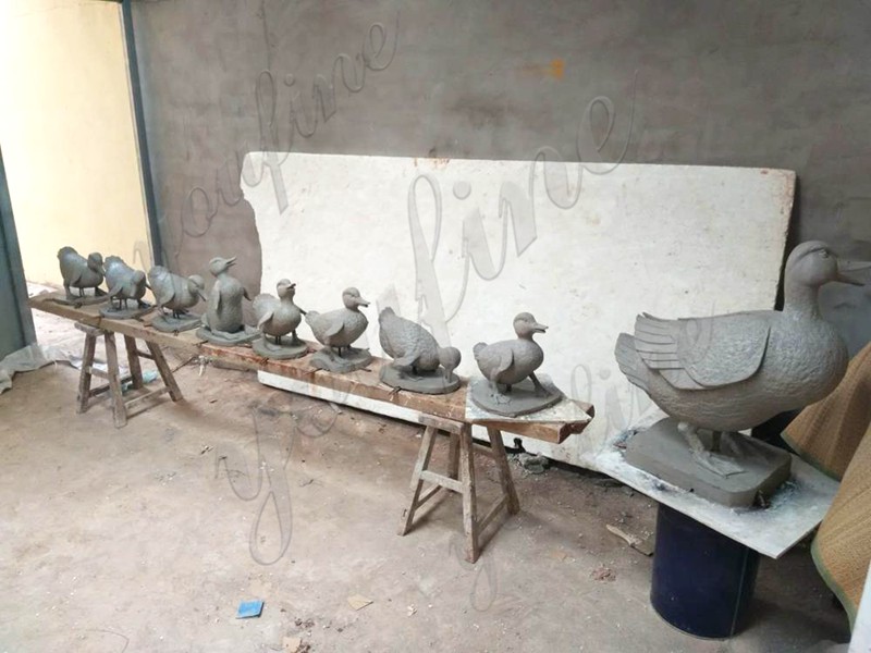 mother duck and ducklings garden ornaments-YouFine Sculpture