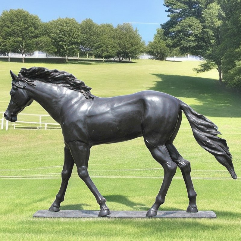 outdoor quarter horse statue