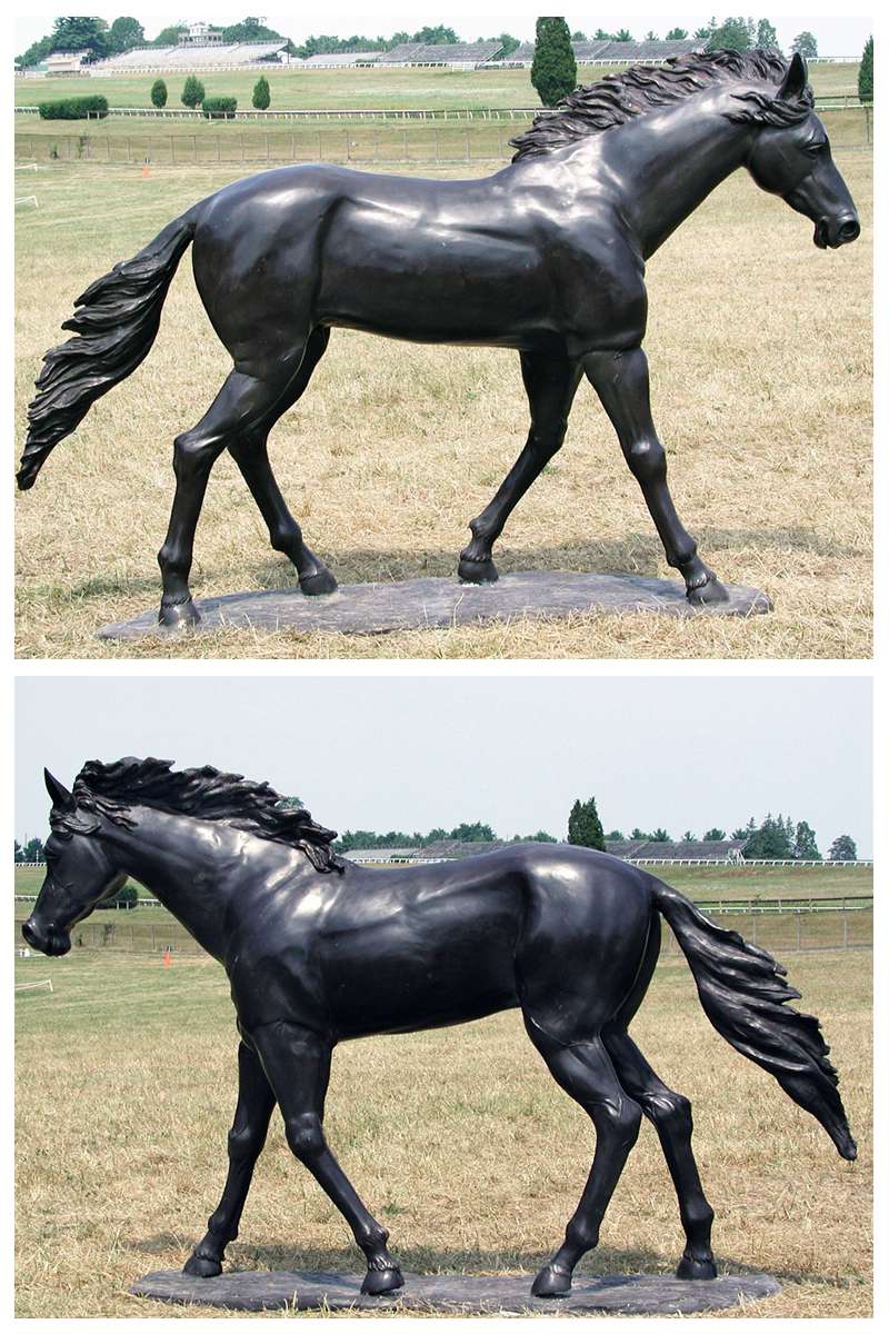quarter horse statue