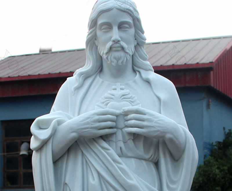 sacred heart of jesus statue