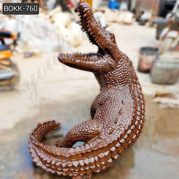 Casting Bronze Life Size Crocodile Sculpture for Garden Decor BOKK-760