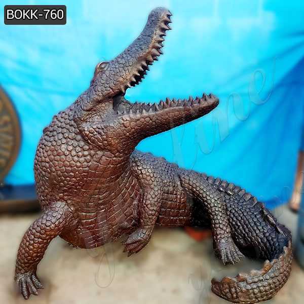 Casting Bronze Life Size Crocodile Sculpture for sale