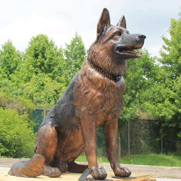 Custom Made Life Size German Shepherd Garden Statue Bronze Dog Memorial Statue