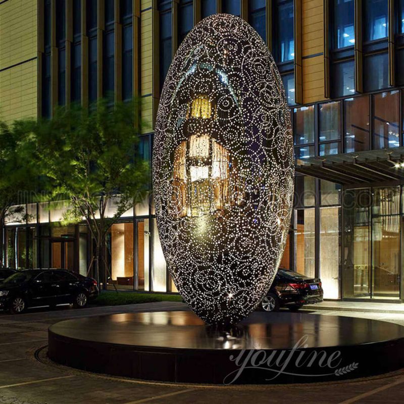 outdoor metal light sculpture