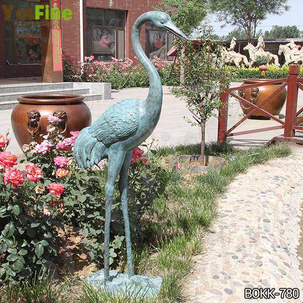 Antique Bronze Life Size Crane Bird Sculpture for Garden Decor Supplier