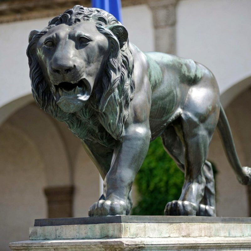 Nouveau lion statue for Spa House