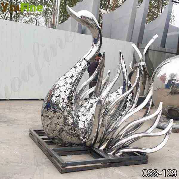 Outdoor Polished Swan Stainless Steel Sculpture