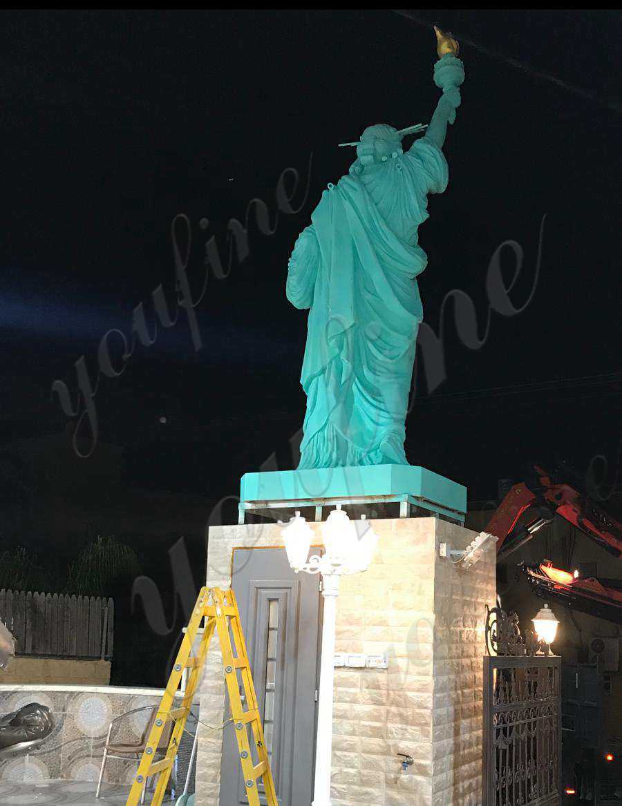 statue of liberty replica