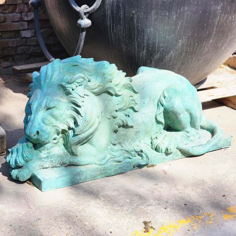 reclining Antique Lion Statue for Home Decor