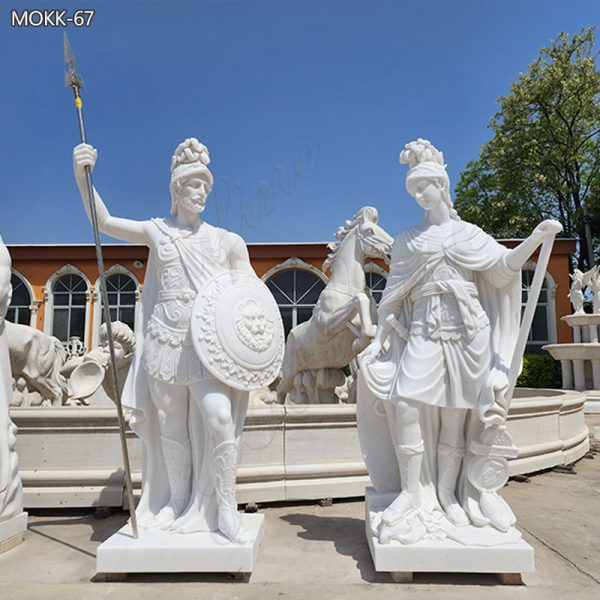 Famose statue romane in marmo raffiguranti guerrieri in vendita