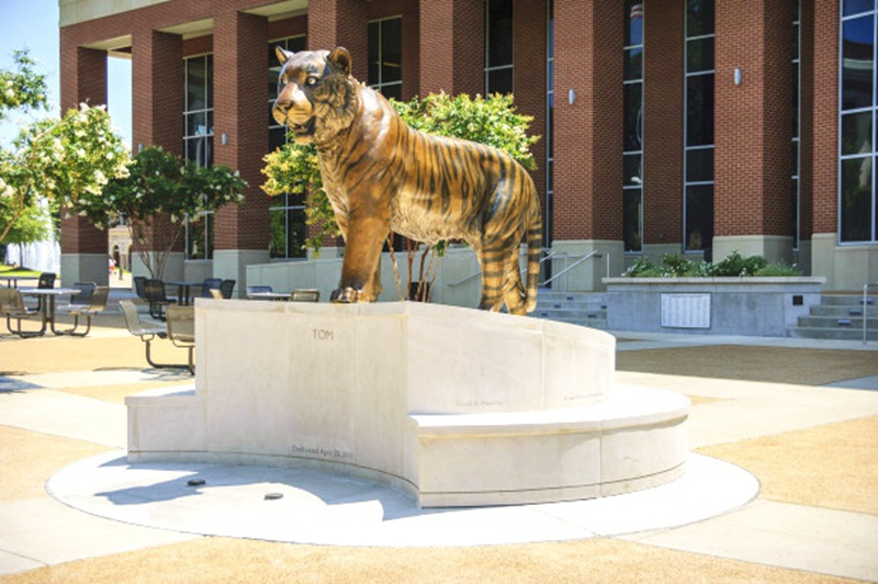 large tiger statue