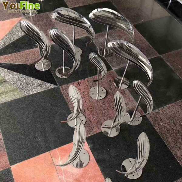 Beautiful Stainless Steel Fish Sculpture from Factory Supply