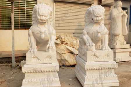 Pair of Guardian Chinese Lion Marble Statue MOKK-624