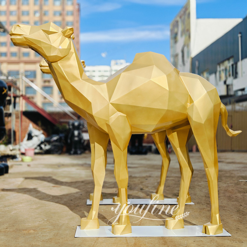 camel statue