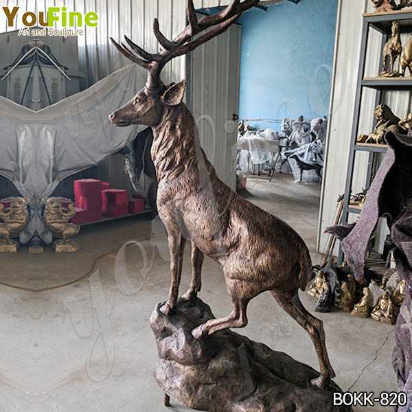 Life Size Bronze Standing Deer Sculpture Supplier