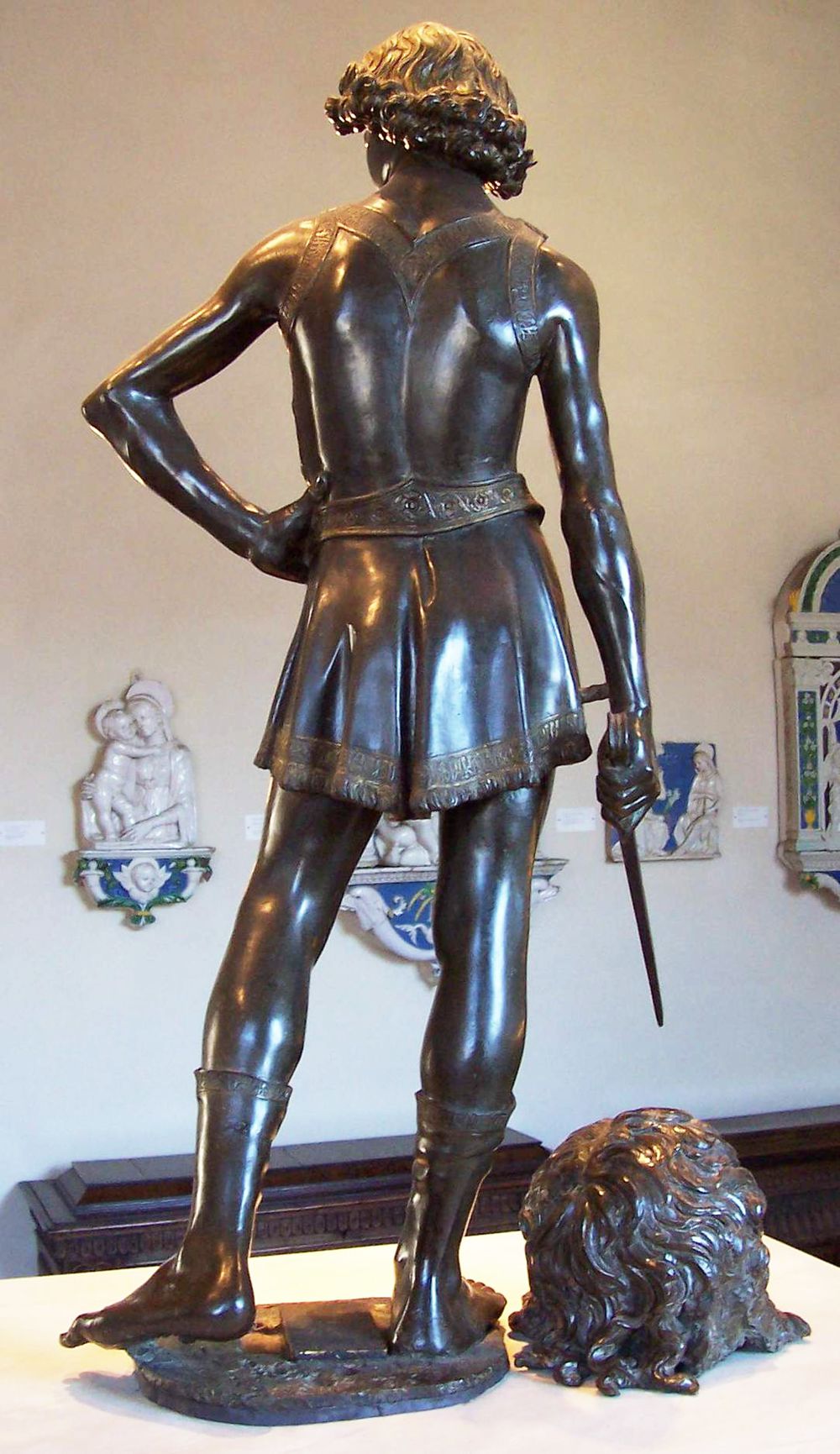 beroemd bronzen verrocchio-beeld van david