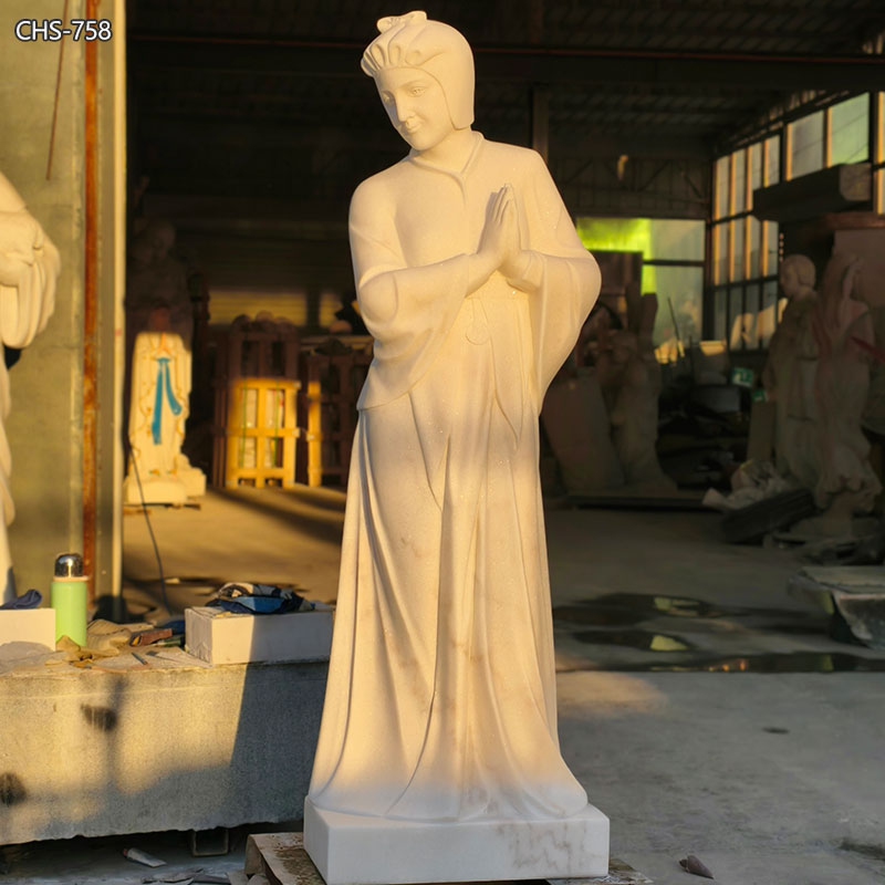 Marmorstatue der heiligen Josephine Bakhita