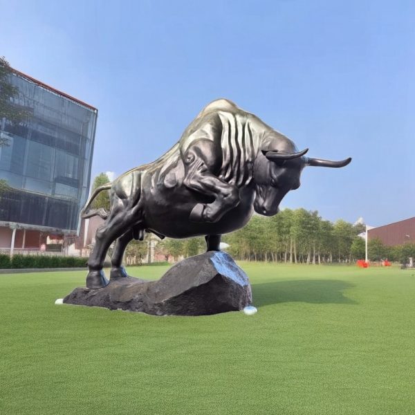 Bronze large Bull Sculpture