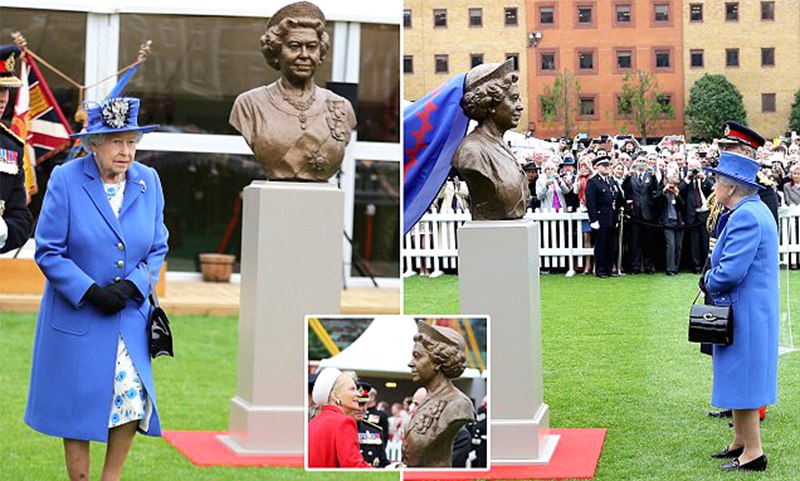 Elizabeth II Bronze Bust Statue Queen