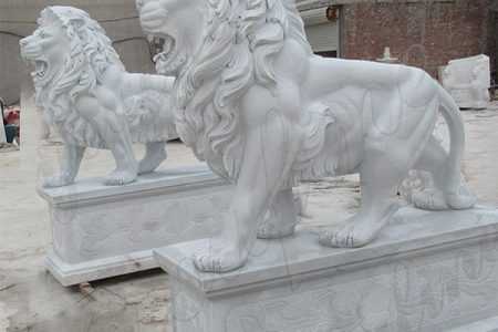 Life Size Outdoor Marble Walking Lion Statues for Sale MOKK-425