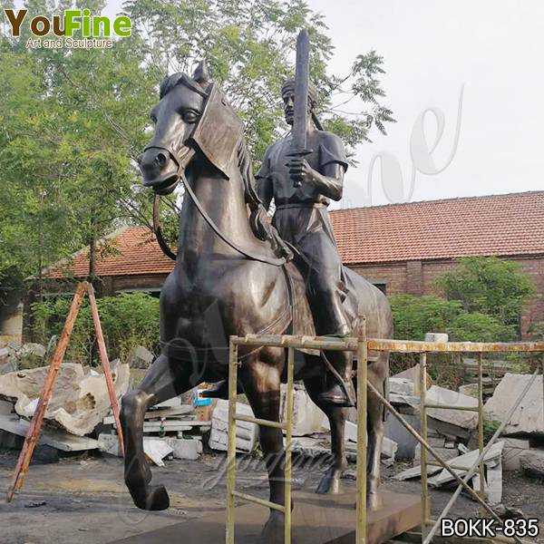 Outdoor Bronze Knight on Horse Statue for Sale