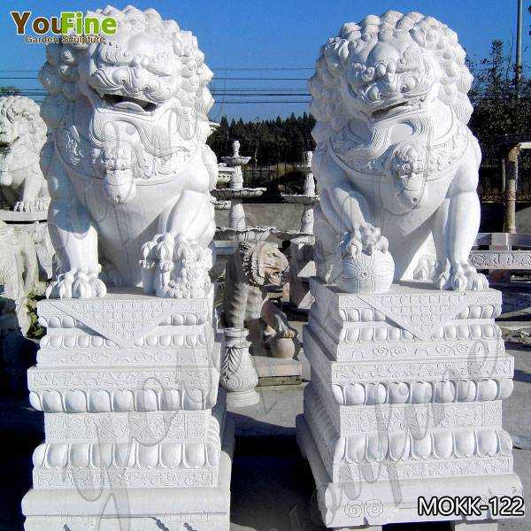 Paired of Outdoor White Marble Chinese Lion Statues for Sale MOKK-122