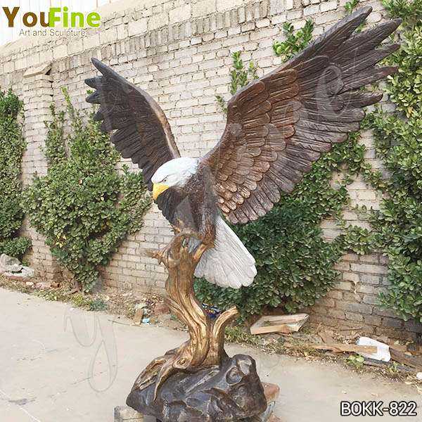 Life Size Solid Bronze Eagle Statue for Garden Decor for Sale