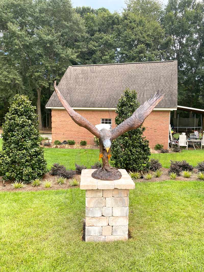 bronze eagle statue 