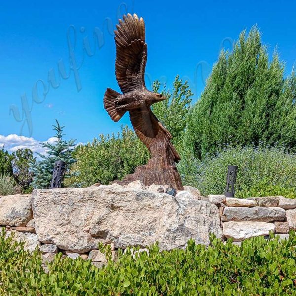eagle statue art