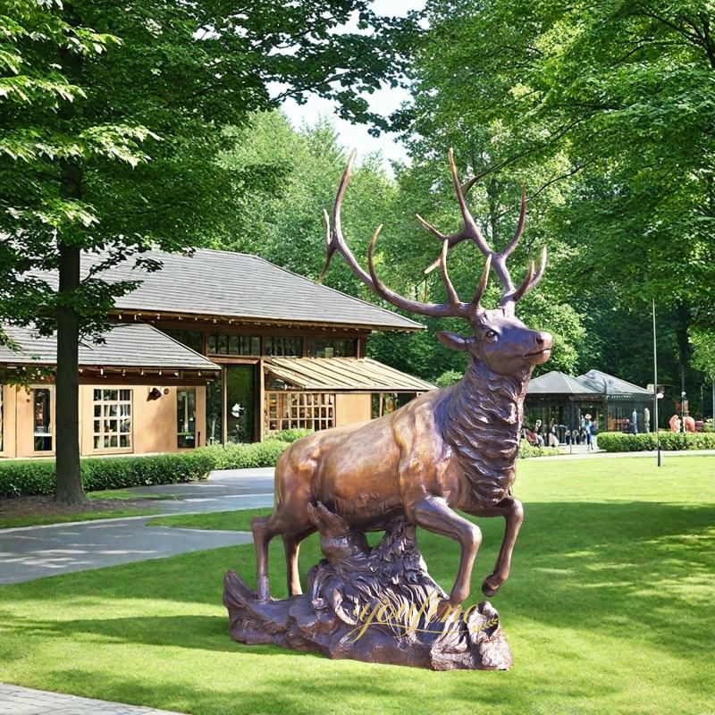 Life Size Outdoor Deer Statues for Yard Decor BAN-402