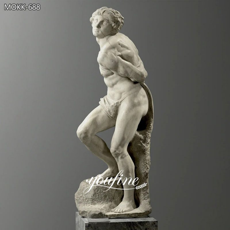 De opstandige slaven van Michelangelo, marmer, in het Louvre
