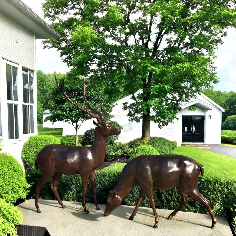 Doe and Fawn Garden bronze Deer Statues