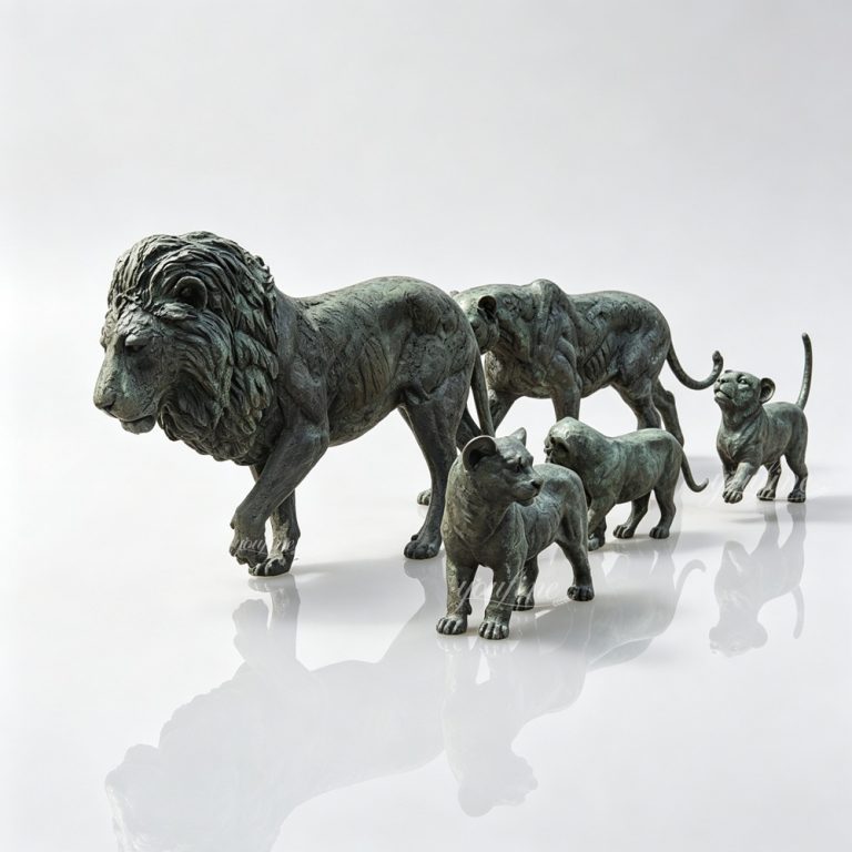 Walking Pride Lion Family Statue in the Garden BAN-585